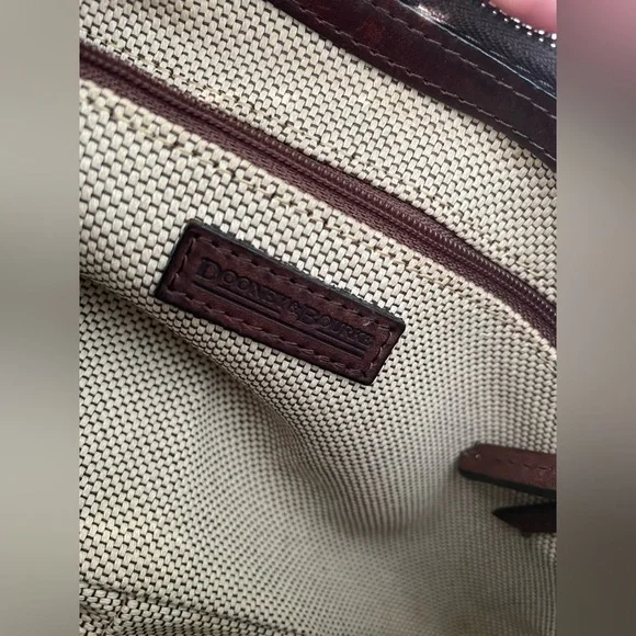 Dooney & Bourke Y2K Signature Shoulder Bag - Picture 14 of 16